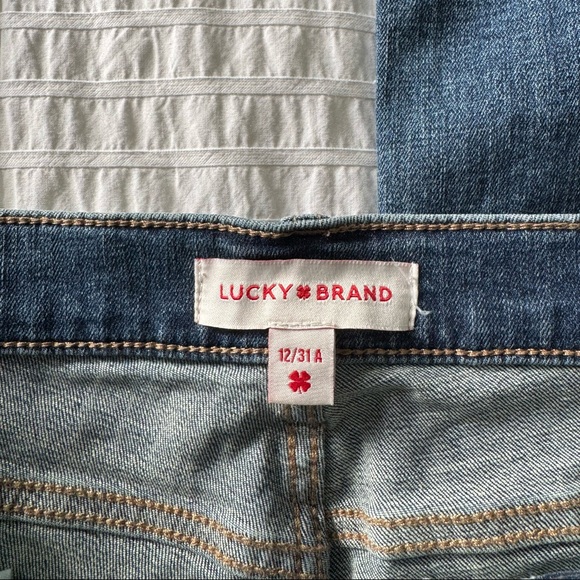 Lucky Brand Women’s Sweet Mid Ride Boot Cut Jeans - Picture 7 of 9